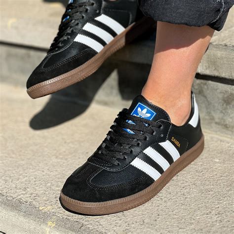 adidas samba.